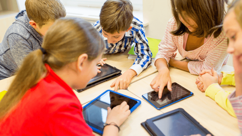 Features in Mobile Apps for School